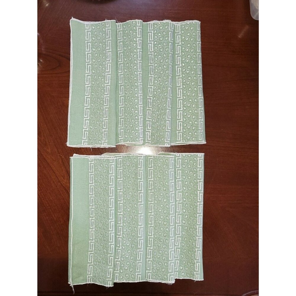 Lot of 8 Adorable Vintage Cocktail Napkins Embroidered Green White 11x16.5"